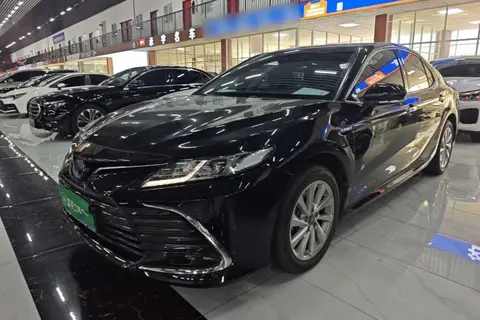 Toyota Camry 2021