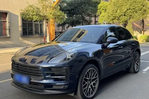Porsche Macan 2021