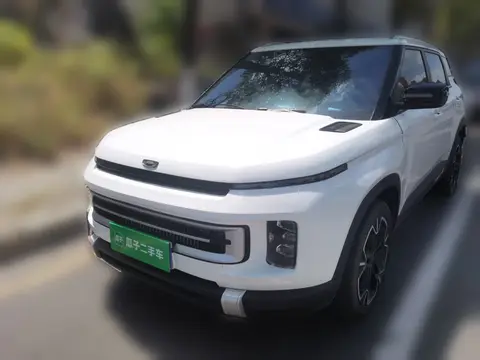 Geely ICON 2022