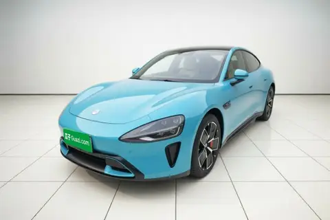Xiaomi SU7 2024