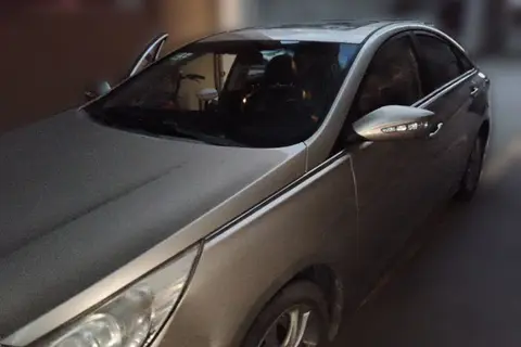 Hyundai Sonata 2011