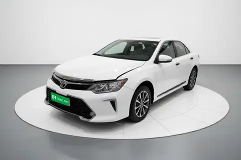 Toyota Camry 2016