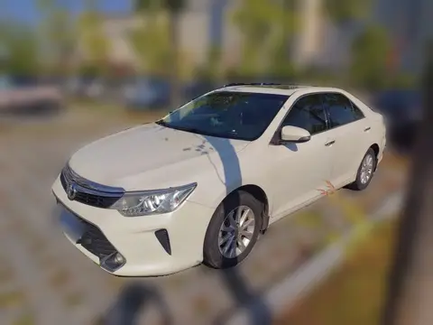 Toyota Camry 2015