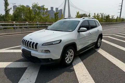 Jeep Cherokee 2016