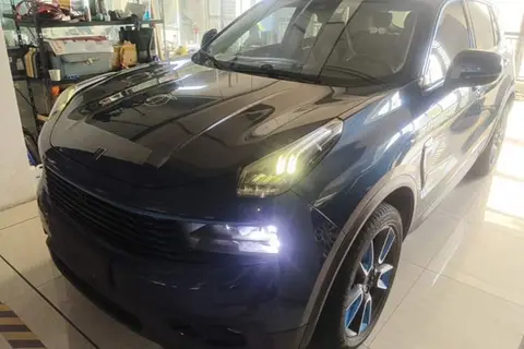 Lynk & Co 01 2019