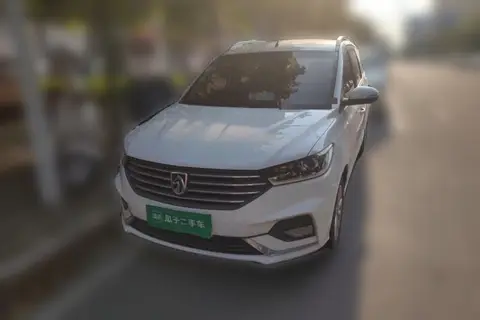 Baojun 360 2018