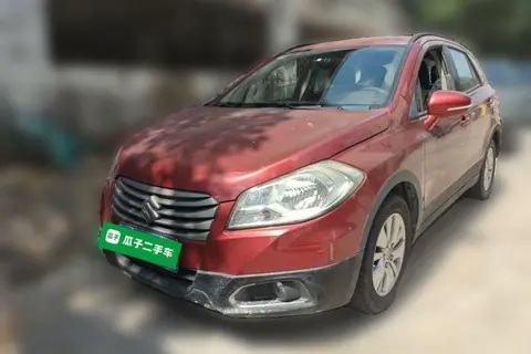 Suzuki S-Cross 2015