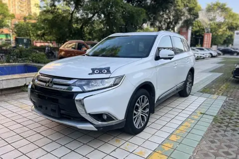 Mitsubishi Outlander 2017