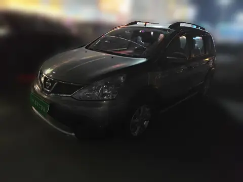 Nissan Livina 2014