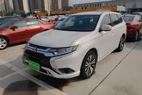Mitsubishi Outlander 2021