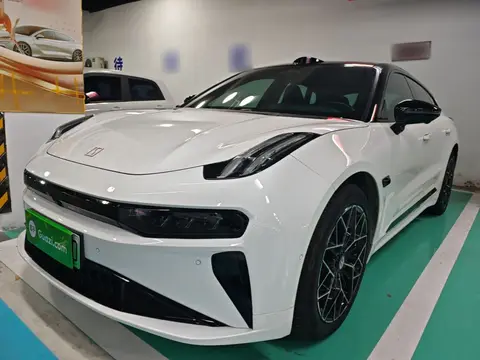 ZEEKR 001 2024