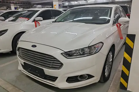 Ford Mondeo 2013