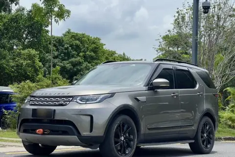 Land Rover Discovery 2018