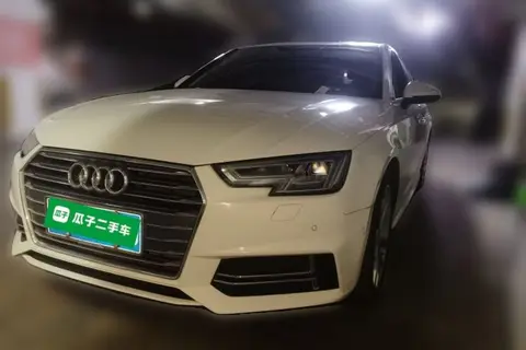 Audi A4L 2018