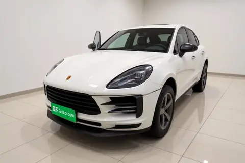 Porsche Macan 2021