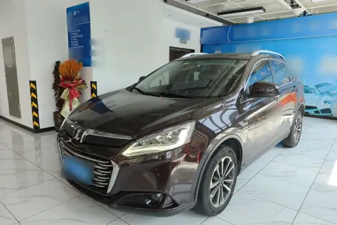 Luxgen U6 SUV 2017