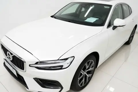 Volvo S60 2025