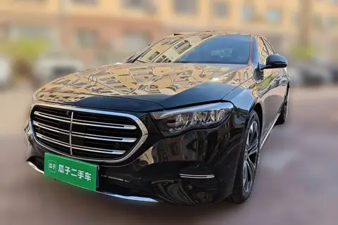 Mercedes-Benz E-Class 2025