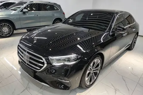 Mercedes-Benz E-Class 2025