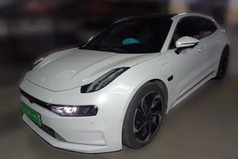 ZEEKR 001 2022