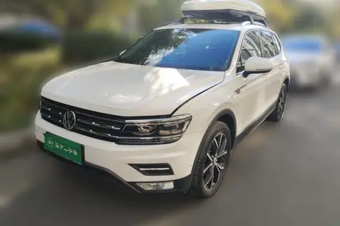 Volkswagen Tiguan L 2020