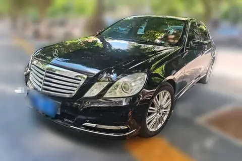 Mercedes-Benz E-Class 2011