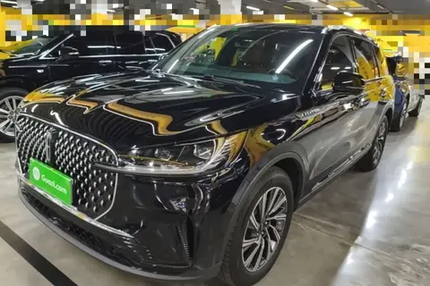Lincoln Aviator 2025