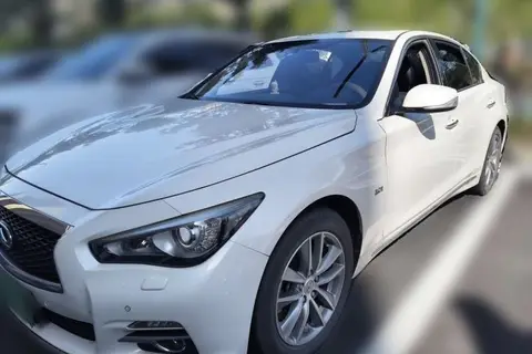 Infiniti Q50L 2017