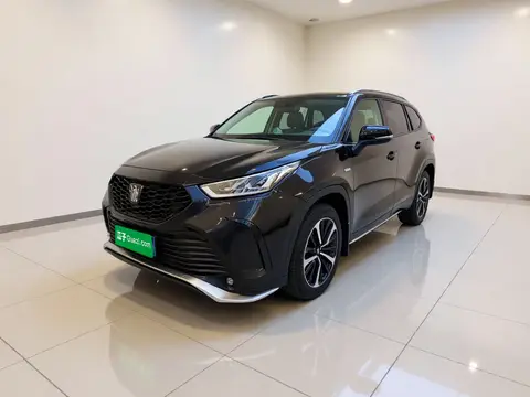 Toyota Crown Kluger 2021
