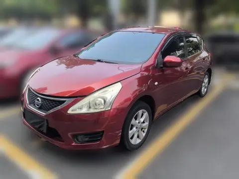 Nissan Tiida 2012