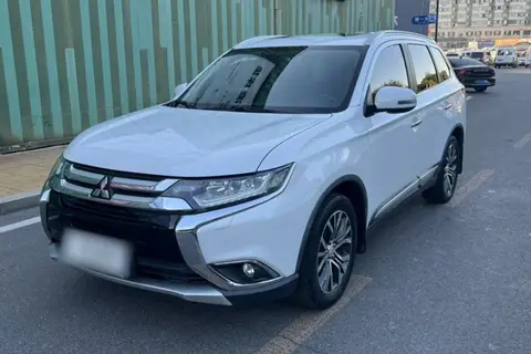 Mitsubishi Outlander 2017