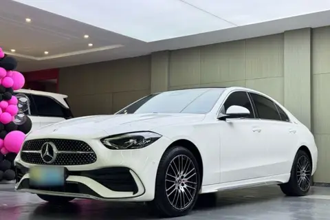 Mercedes-Benz C-Class 2025
