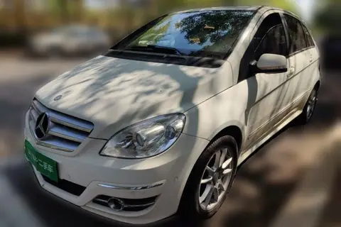 Mercedes-Benz B-Class 2011