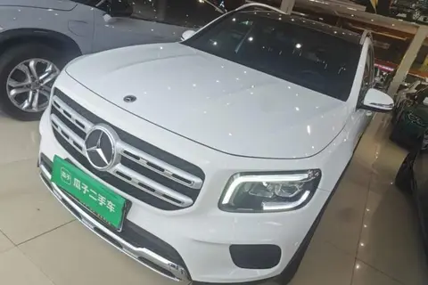Mercedes-Benz GLB 2021
