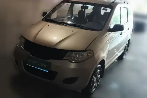Wuling Hongguang 2014