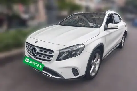 Mercedes-Benz GLA 2018