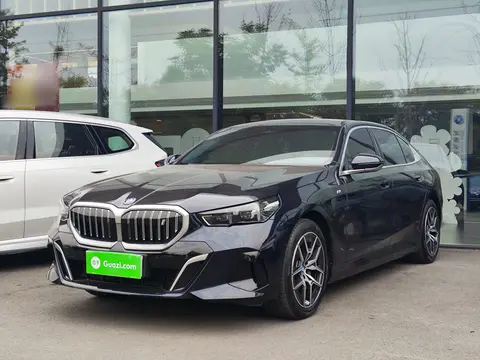 BMW i5 2025