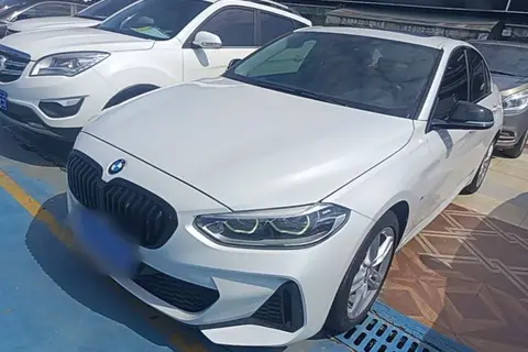 BMW 1 Series 2021