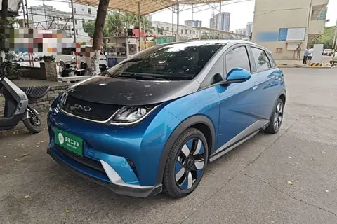 BYD Dolphin 2022