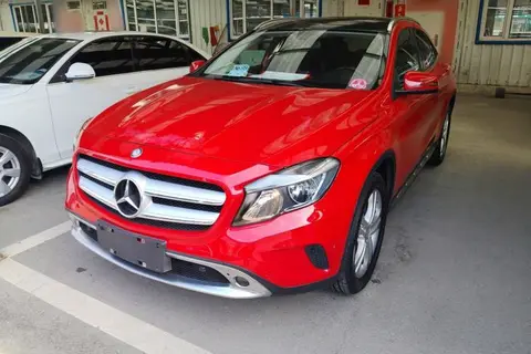 Mercedes-Benz GLA 2015