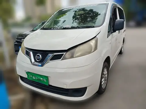 Nissan NV200 2014
