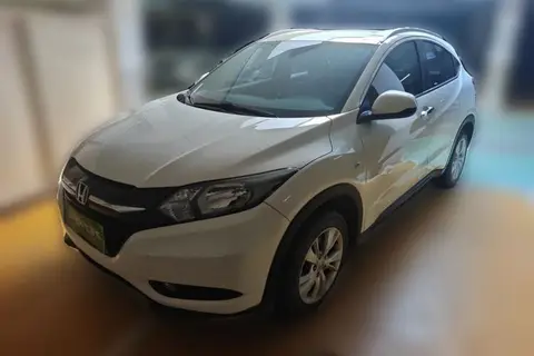 Honda Vezel 2016