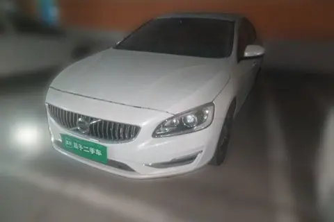 Volvo S60 2019