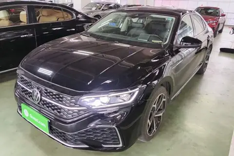 Volkswagen Passat 2022
