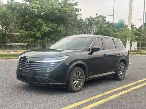 Nissan Pathfinder 2024