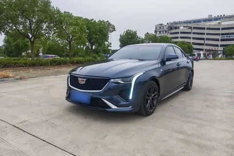 Cadillac CT4 2022