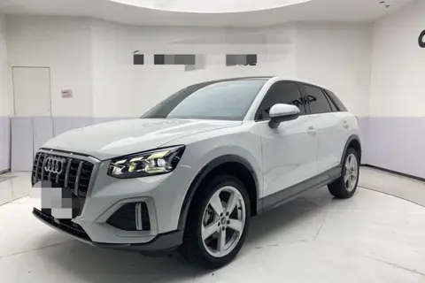 Audi Q2L 2023