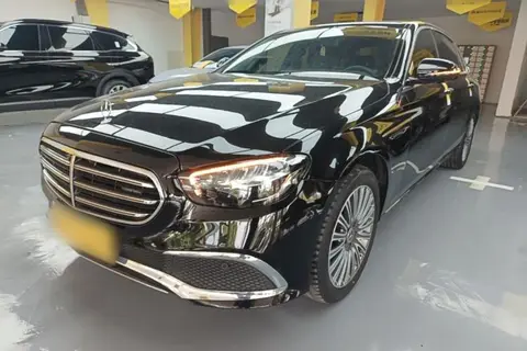 Mercedes-Benz E-Class 2022