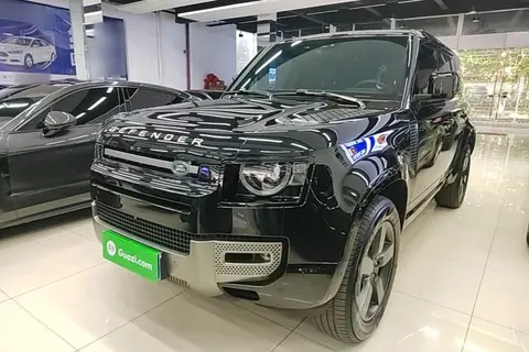 Land Rover Defender 2023
