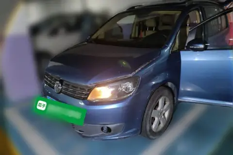 Volkswagen Touran 2013
